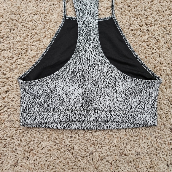 NWT Forever 21 Jacquard Sports Bra - small - Picture 3 of 6